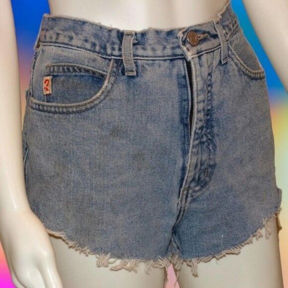GUESS 050 Vintage Original, Classic Fit, Frayed, Cutoff Shorts Y2K 90s - Size 31 - Picture 5 of 7